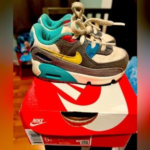 Nike baby sneakers size 5